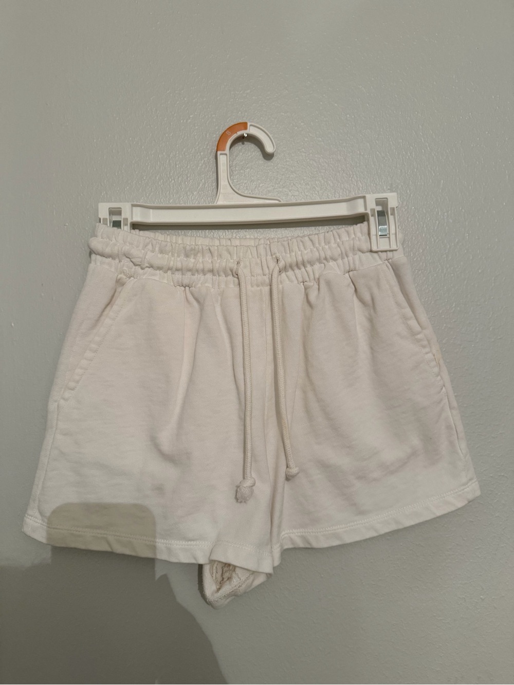 Zara Cream Elastic Drawstring Athletic Shorts